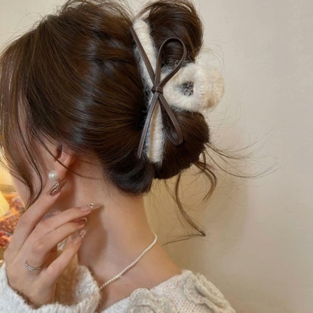 レディース デイリールック ラブリー ポカポカ ウールファーリボン ヘアクリップ