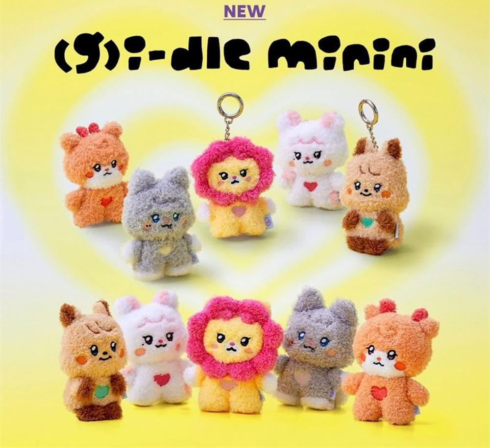 (G)I-DLE 人形 キーリング キャラクター かわいい バッグ アクセサリー クリスマスプレゼント アイドル グッズ コレクション (G)I-DLE ミヨン ミンニ ソヨン ウギ シュファ