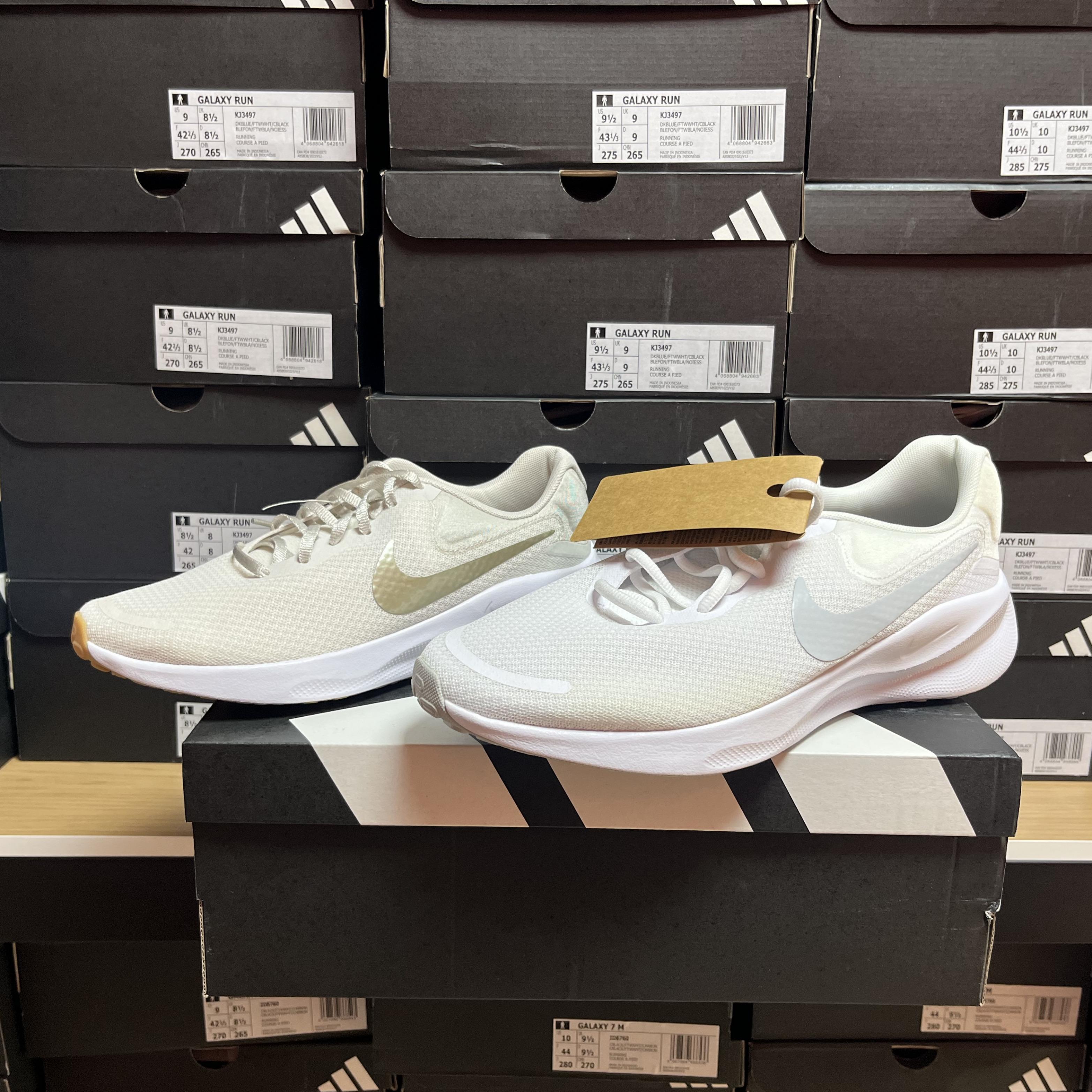 NIKE RUN DEFY NIKE WINFLO 12 11 NIKE DOWN SHIFTER 14