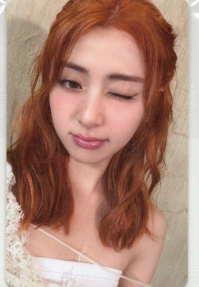 [허윤진/카카오톡] 르세라핌 LE SSERAFIM EASY 예약판매 특전 포토카드 포카