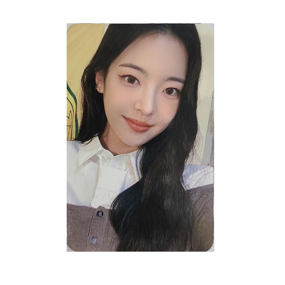 [리아] ITZY 있지 2023 시즌 그리팅 JYP SHOP 특전 포토카드 포카