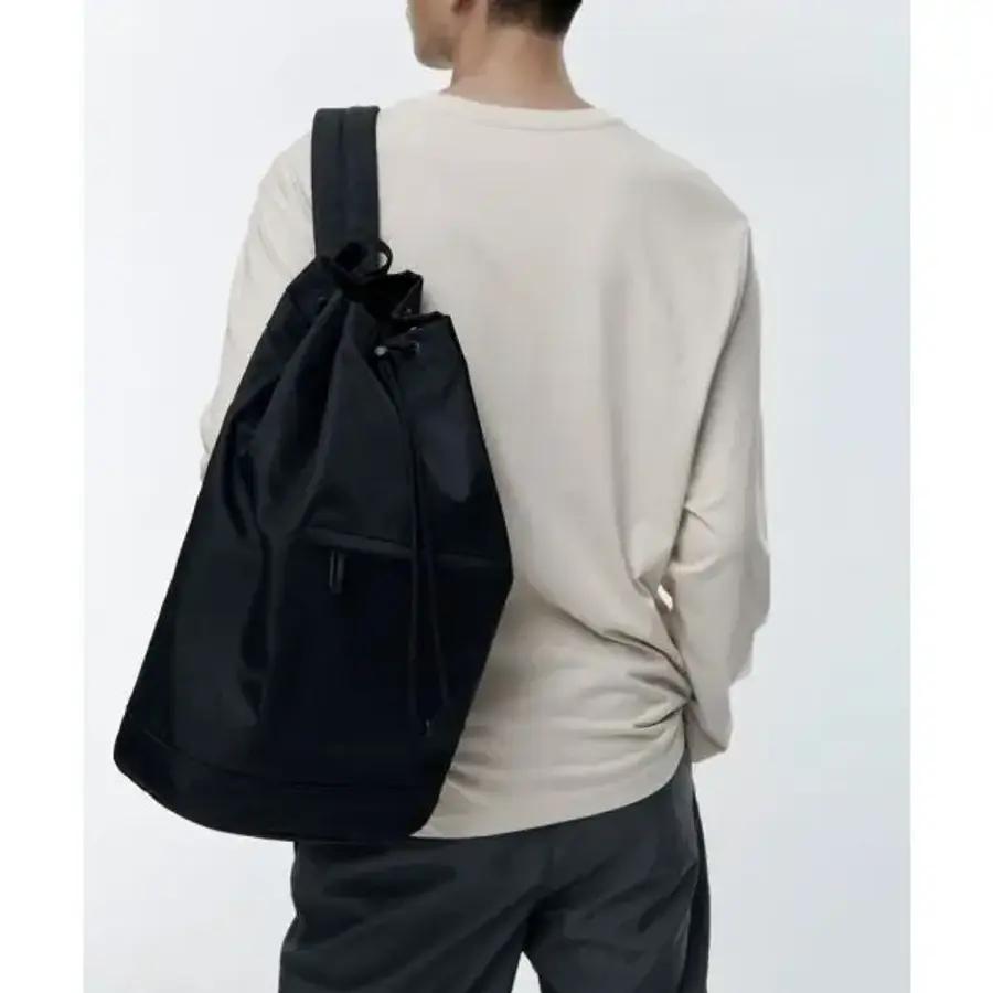 MUSINSA STANDARD ナイロン ダッフル スリング バッグ [ブラック]