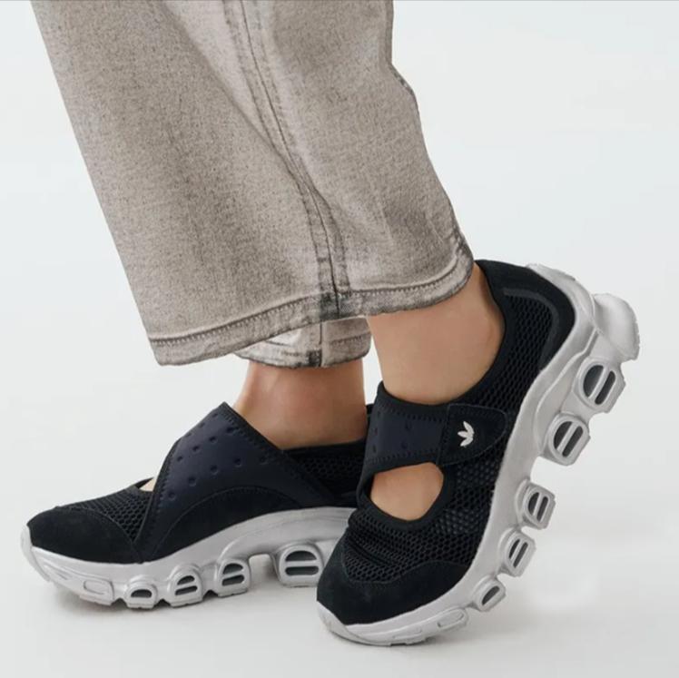 adidas adifom Mega Jane Mary Jane 厚底サンダル ブラックスシルバー E25ZZ KHD
