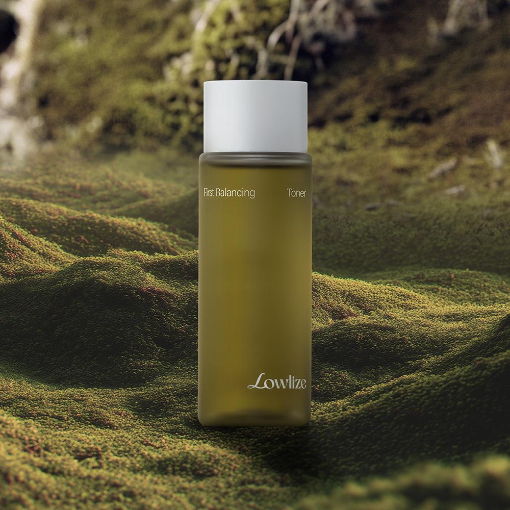 LOWRISE FIRST BALANCING TONER 47ml 1個