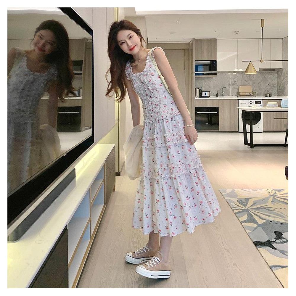 ジェニー BLACKPINK インスタ風 ドレッシー ミニ丈ワンピース サンダル 尖がり asymmetric ジェニー