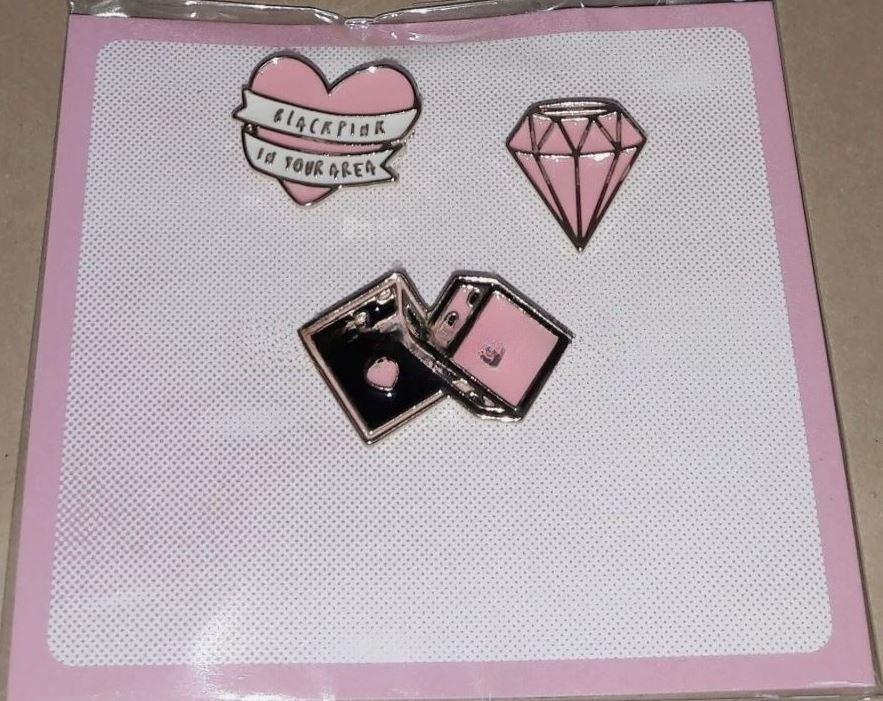 【BLACKPINK バッジセット】BLACKPINK 2019 PRIVATE STAGE Chapter 1 OFFICIAL GOODS BADGE SET