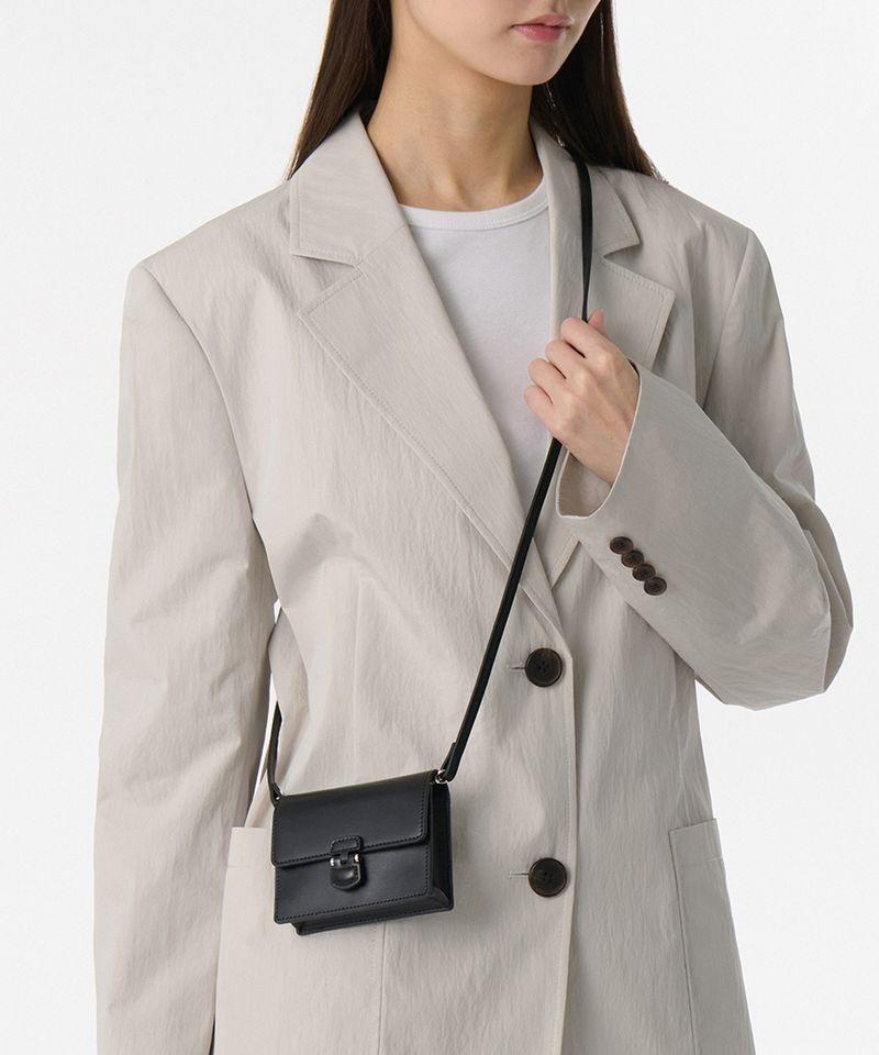 MUSINSA STANDARD WOMAN ウーマンズ ヒンジ マイクロ クロス バッグ [ブラック] MEEBG0Z55-BK