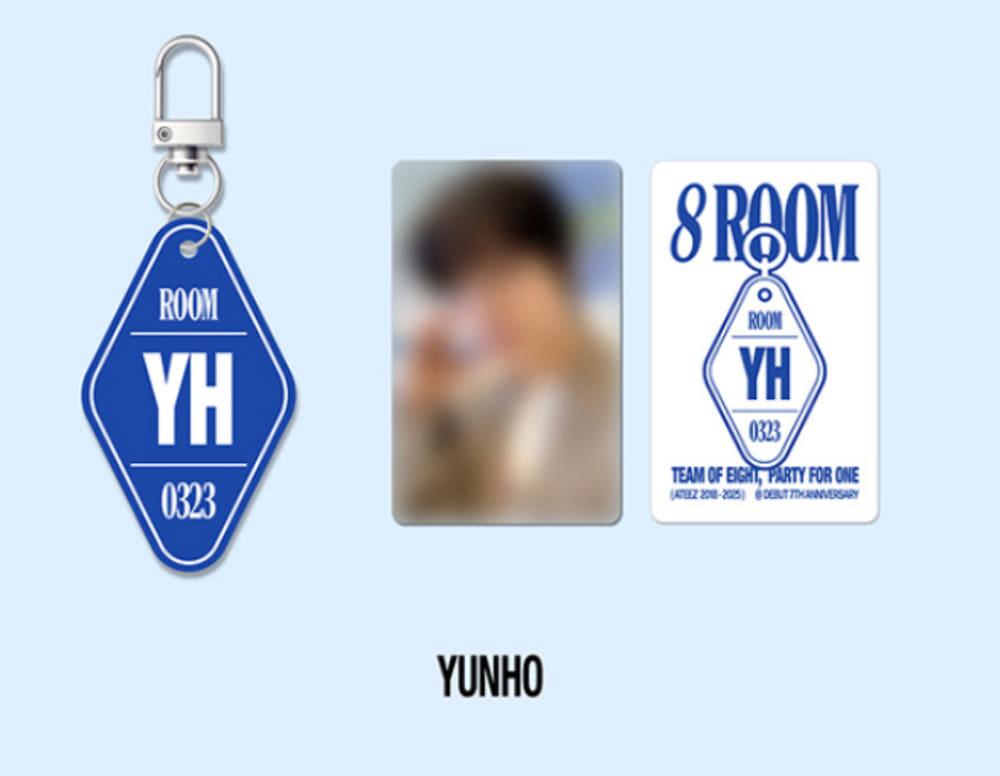 ATEEZ 8ROOM KEYRING YUNHO Ver