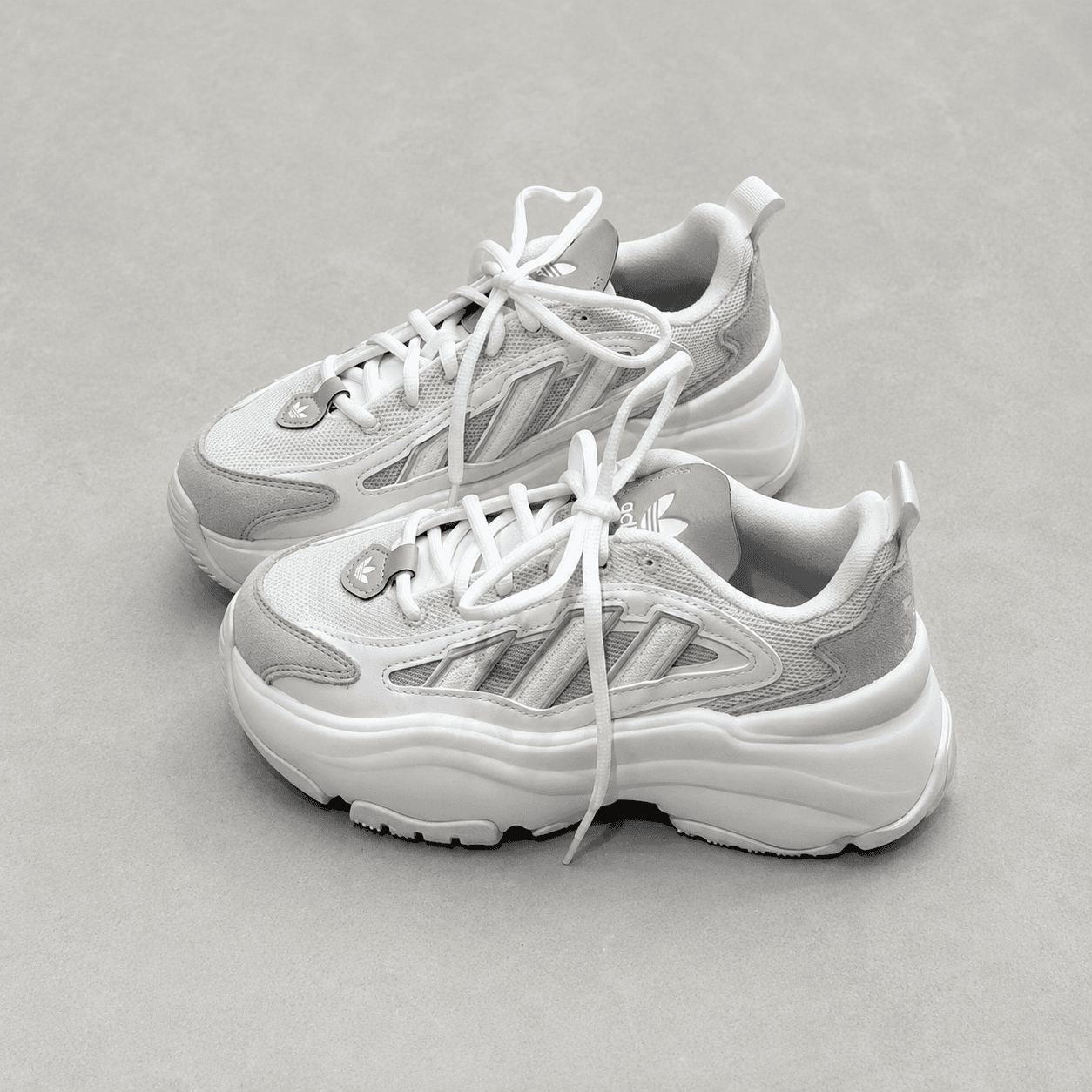 adidas OZWEEGO KIUHWYEO 운동화 어글리슈즈 KJ7308