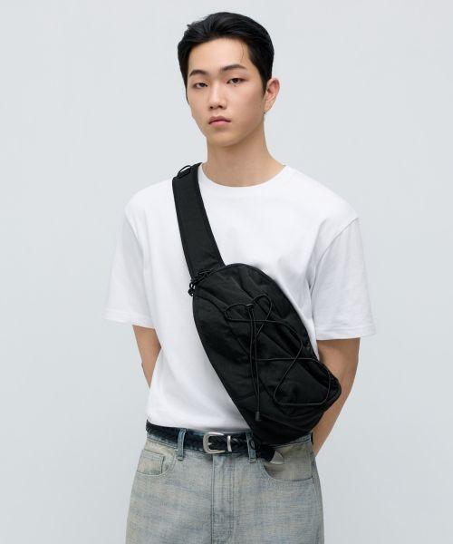 MUSINSA STANDARD 에이지드 나일론 스트링 슬링백 [블랙]