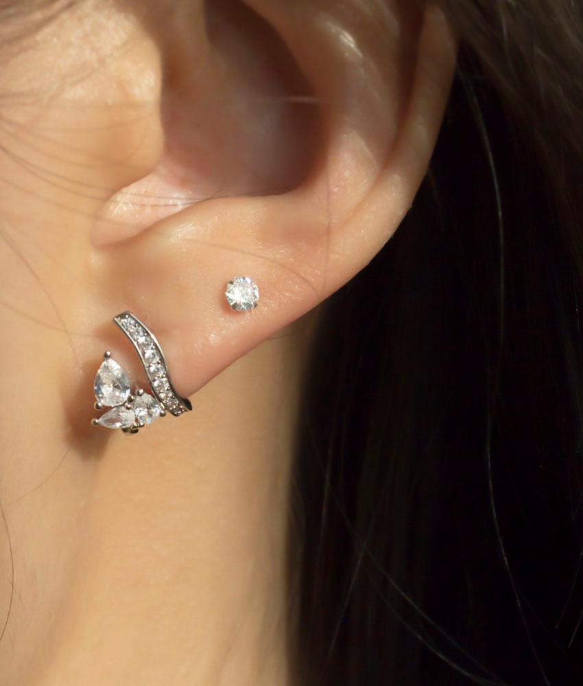 La Fontaine Jane スリーキュービック スタッドピアス 銀針ピアス