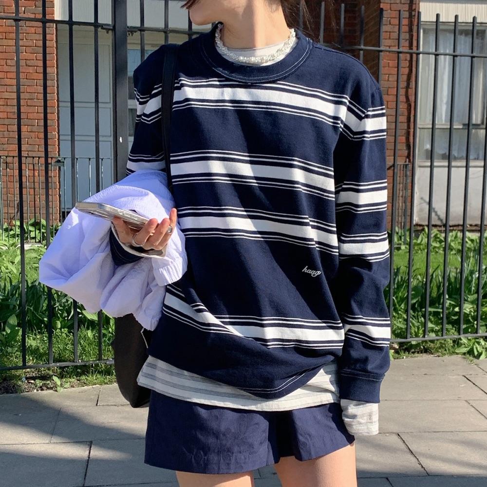 [Heyg] a vivid single sweatshirt (navy)