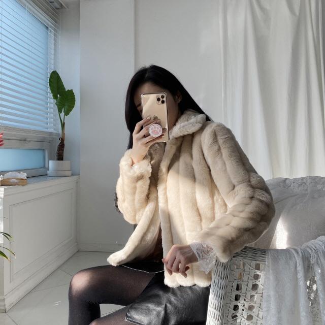 [ハイエル] ミンク切替 フェイクファージャケット (3色)