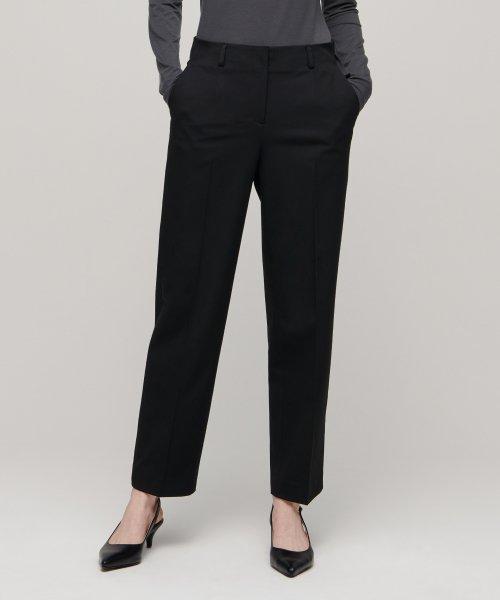 MUSINSA STANDARD WOMAN musinsastandardwoman ムシンサ ウーマンズ ウエストバンドレス テーパード クロップ スラックス ブラック