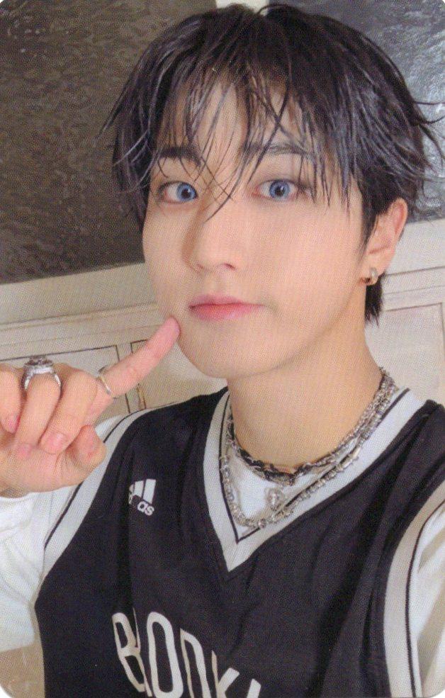 [한/스키주] 스트레이키즈 stray kids KARMA 카르마 예약판매 특전 포토카드 포카